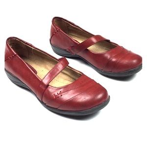 Kim Rogers Size 6.5 Irene Mary Janes Slip-On Red